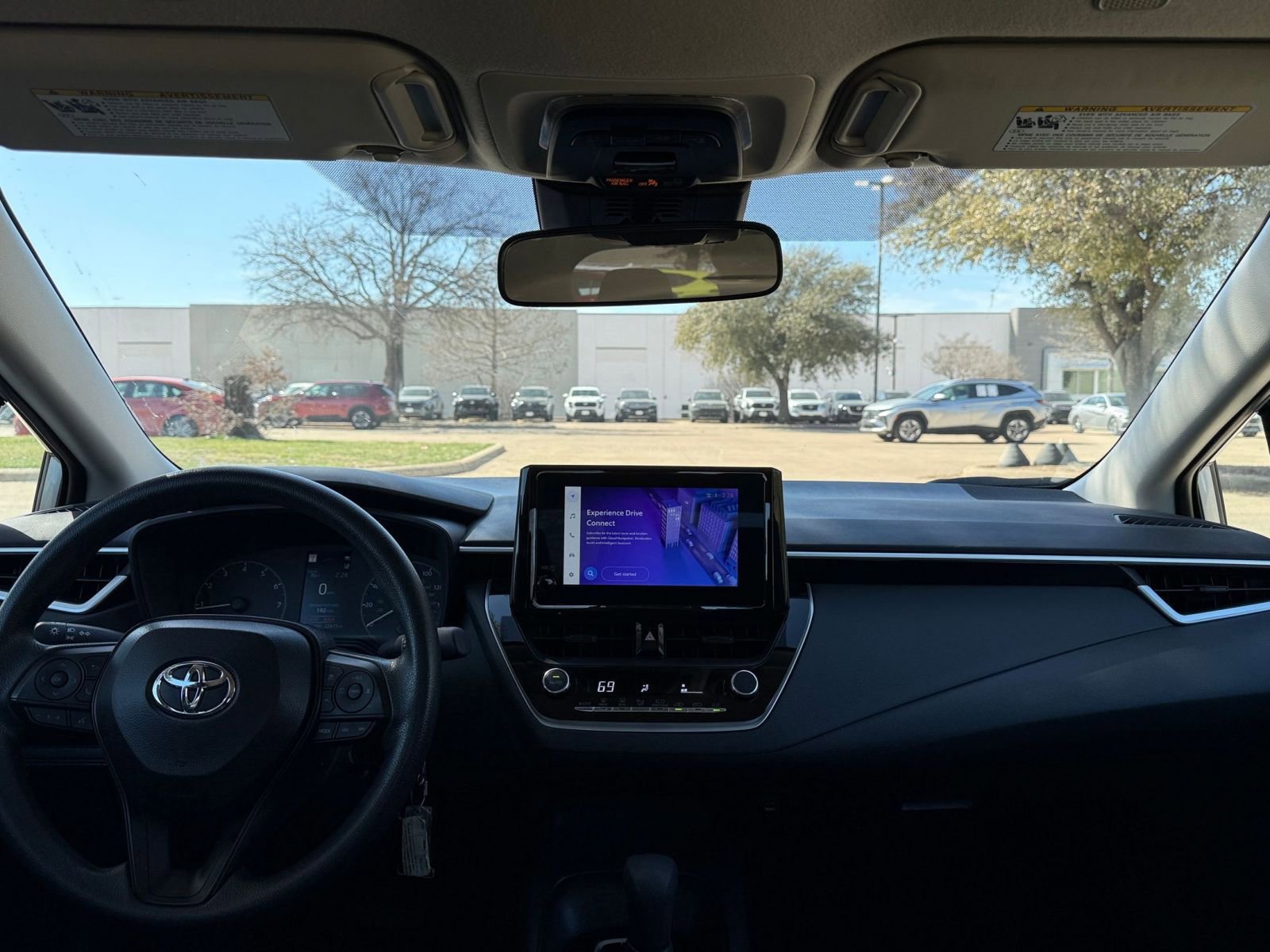 Used 2025 Toyota Corolla LE image 33