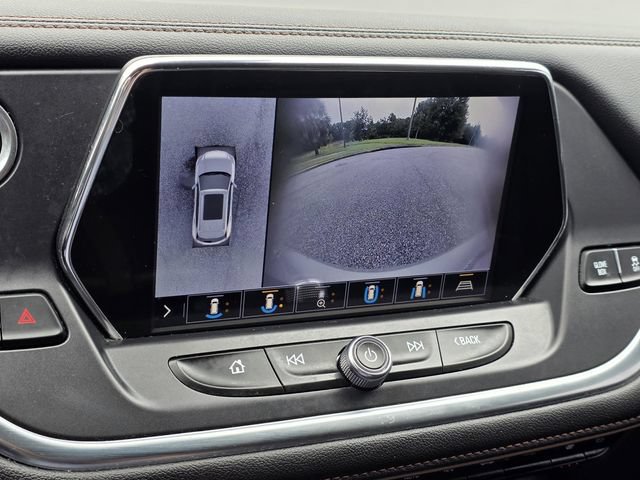 Used 2020 Chevrolet Blazer Premier w/ Driver Confidence II Package FWD image 18