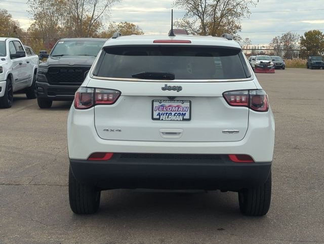 Certified 2022 Jeep Compass Latitude image 4