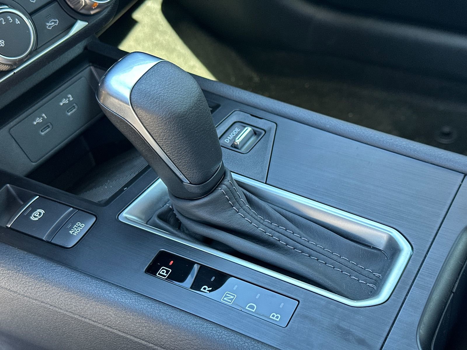 New 2026 Nissan Kicks S w/ Charging Package image 31