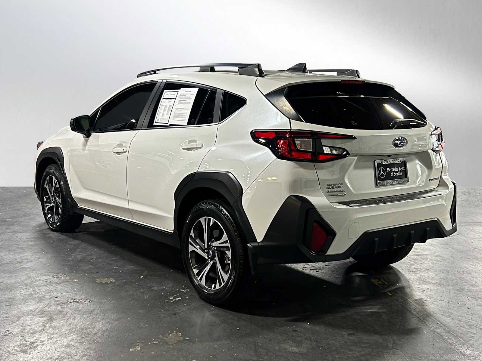 Used 2024 Subaru Crosstrek 2.0i Premium AWD/4WD image 5