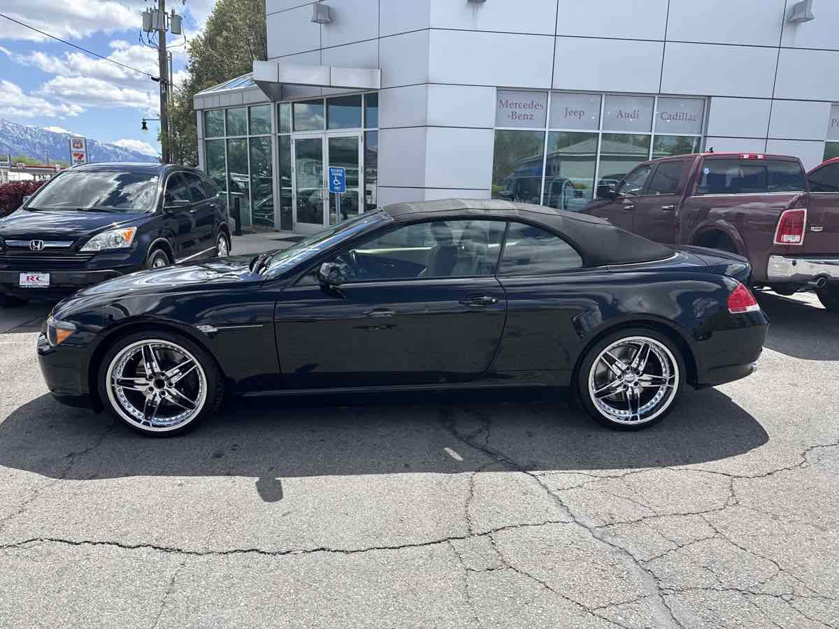 Used 2005 BMW 645Ci Convertible RWD image 9