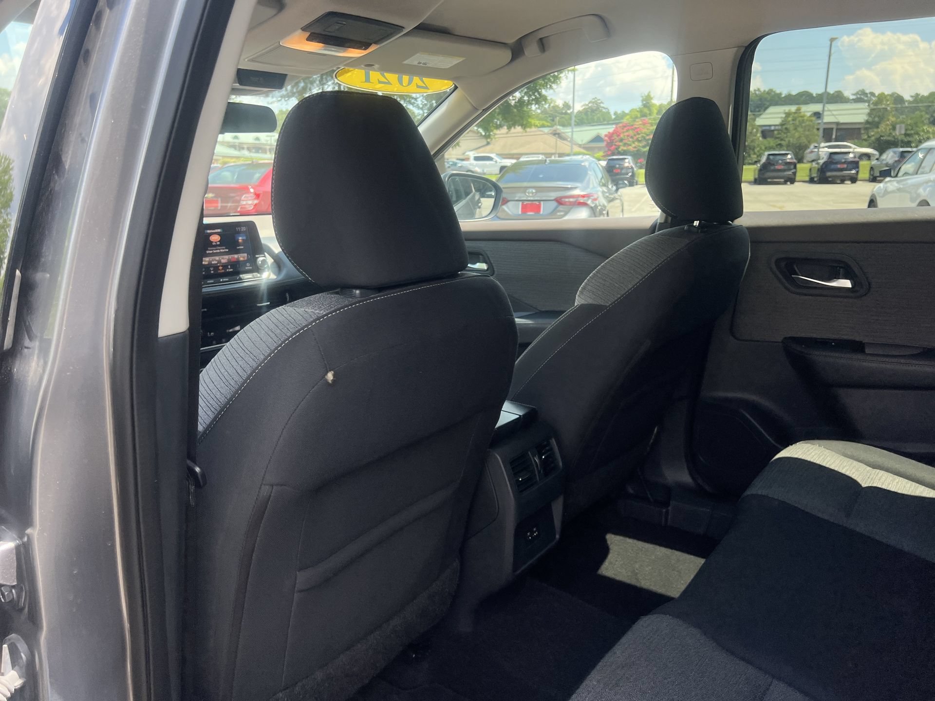 Used 2021 Nissan Rogue SV AWD/4WD image 17
