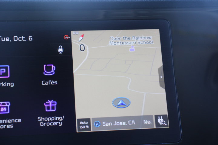 Used 2022 Kia Niro EX FWD image 27