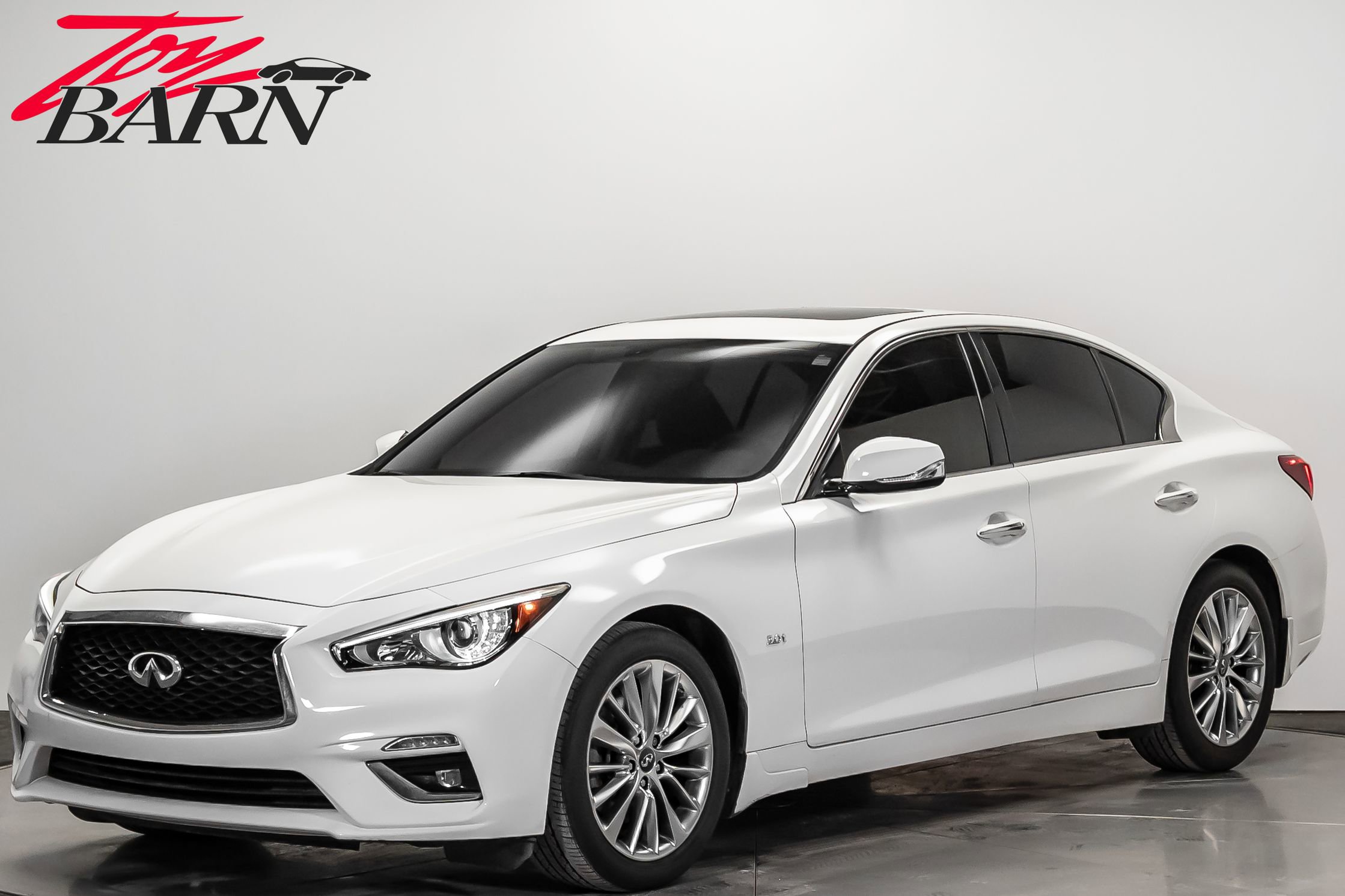 Used 2018 INFINITI Q50 Luxe w/ Essential Package (3.0T Luxe) image 1