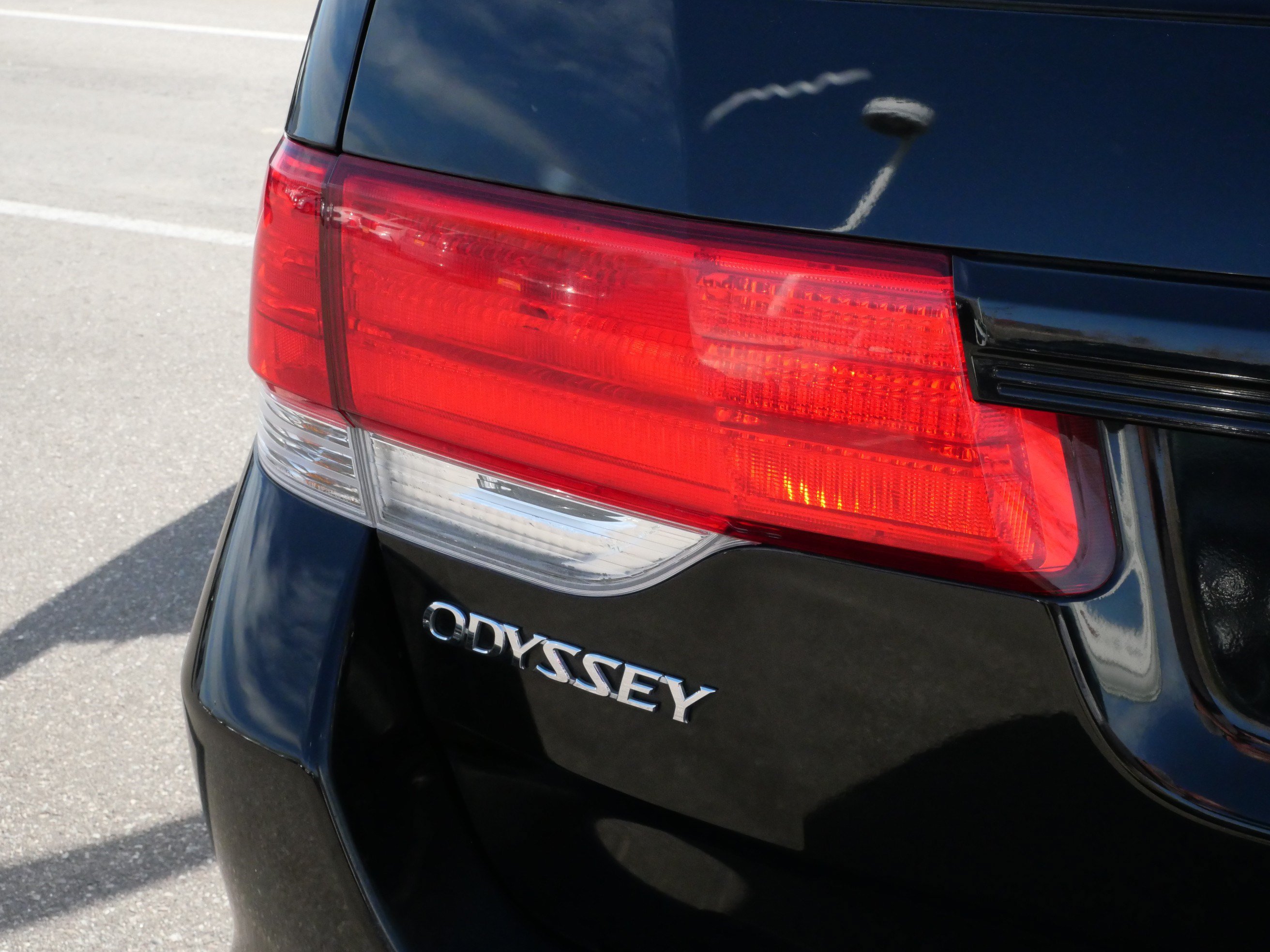 Used 2010 Honda Odyssey EX-L image 16