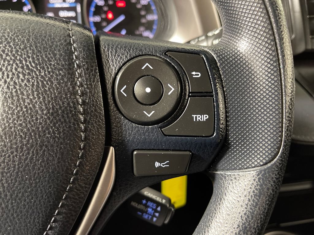 Used 2017 Toyota RAV4 LE w/ Carpet Mat Package FWD image 27