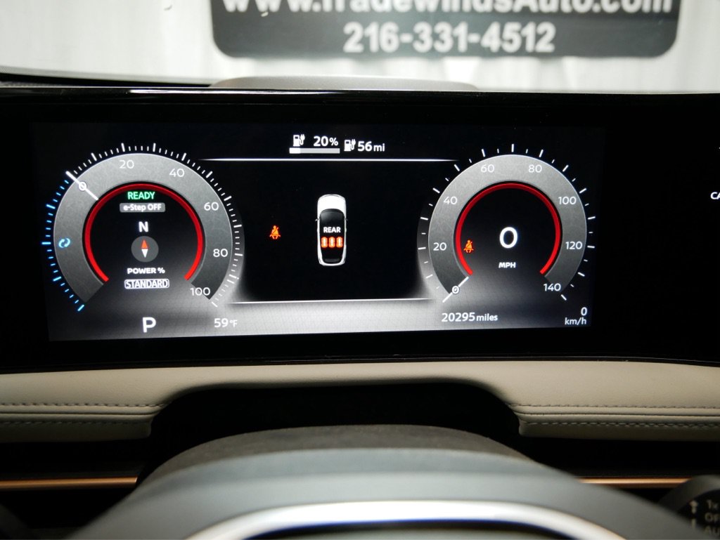 Used 2024 Nissan Ariya AWD image 15