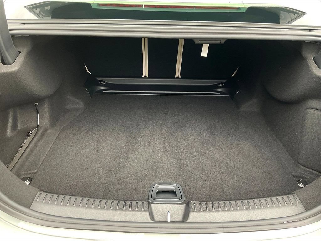 Certified 2024 Mercedes-Benz E 350 4MATIC Sedan image 37