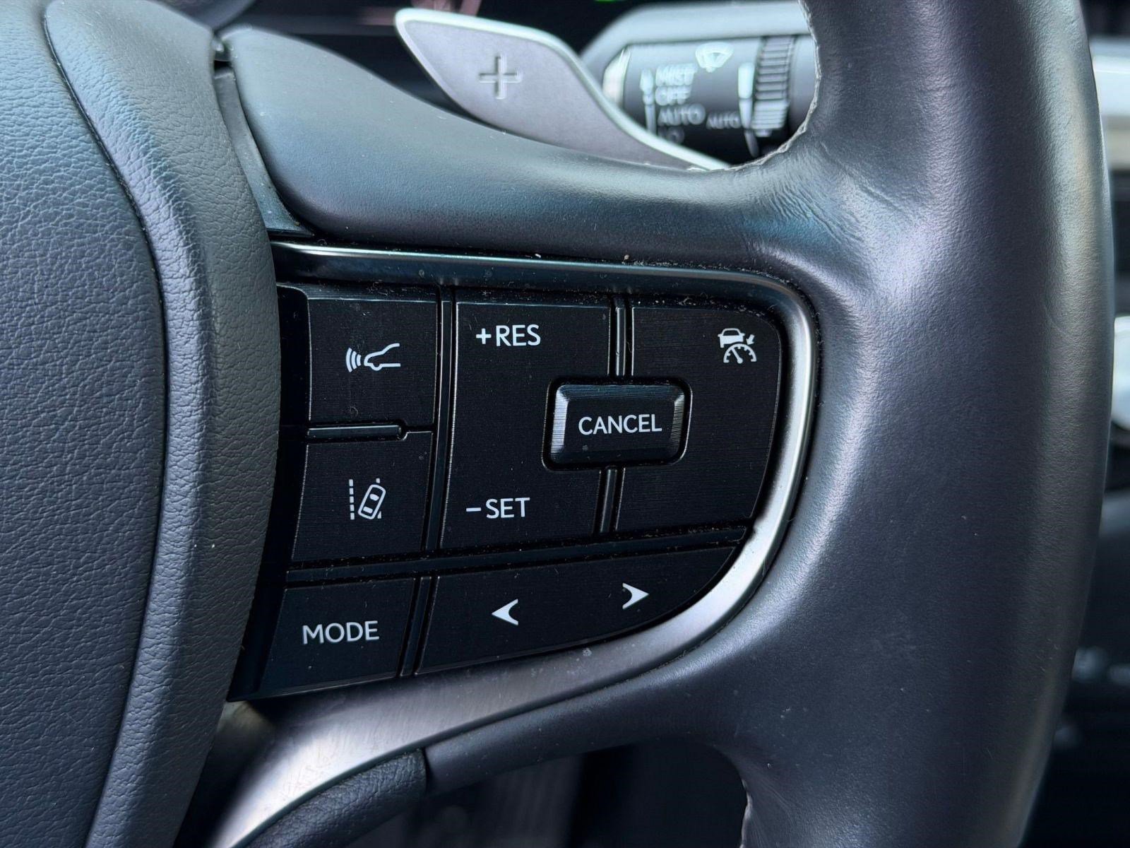 Used 2021 Lexus ES 250 w/ Premium Package image 27