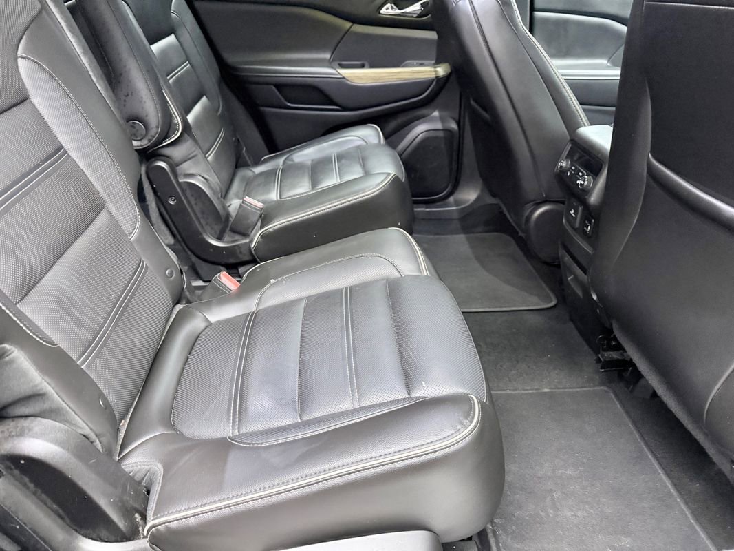 Used 2018 GMC Acadia Denali w/ Technology Package image 14