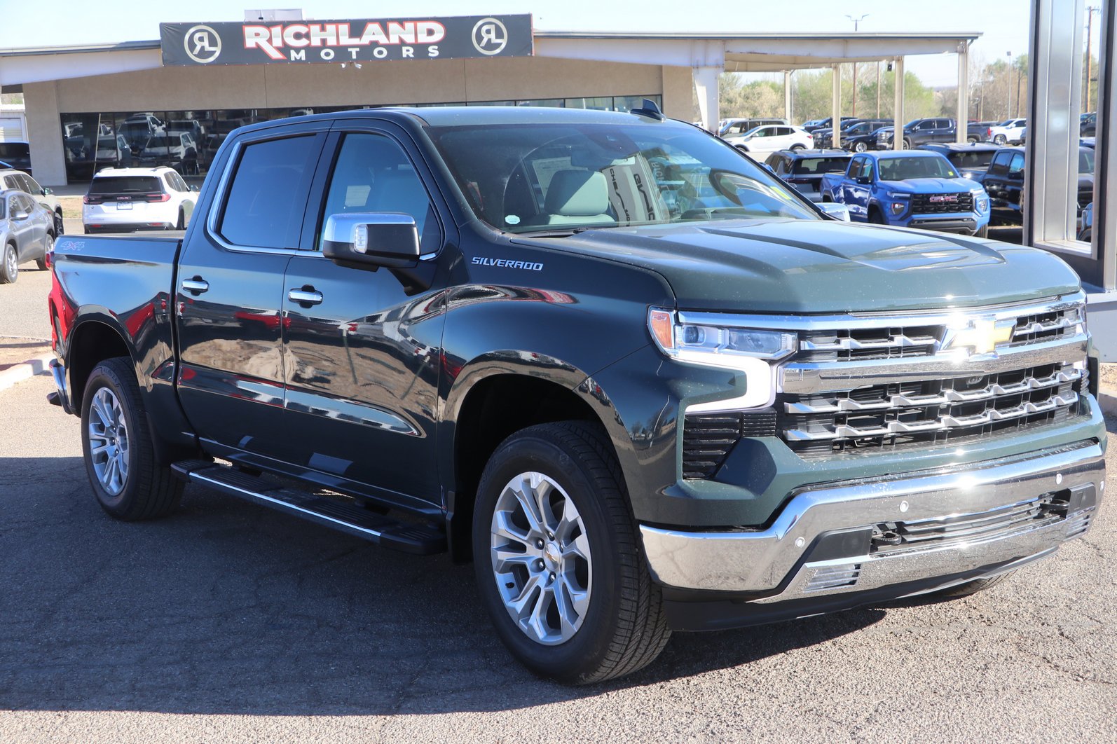 New 2026 Chevrolet Silverado 1500 LTZ w/ LTZ Convenience Package II