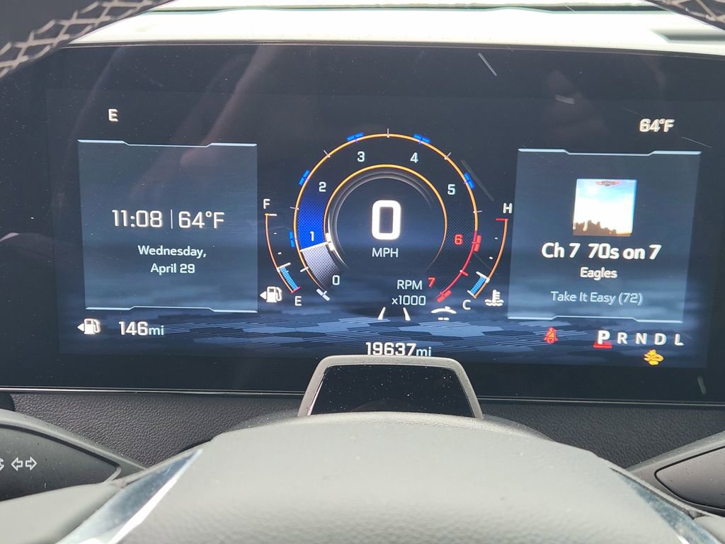 Certified 2025 Chevrolet Traverse High Country FWD image 16