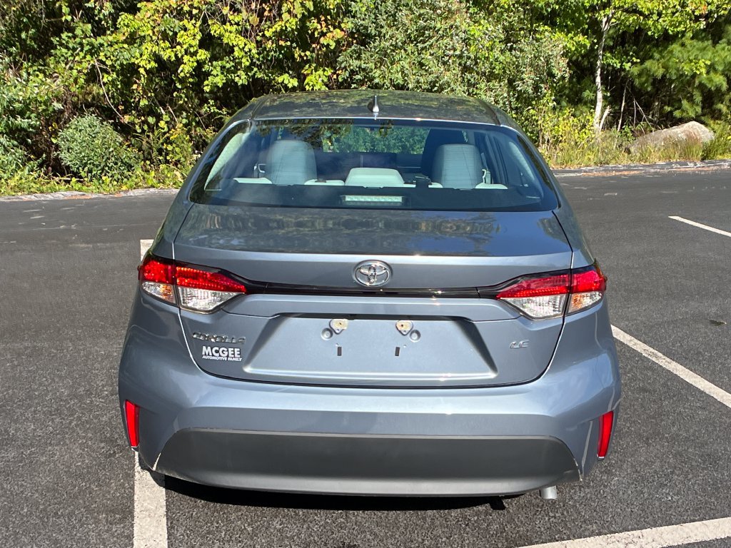 Used 2024 Toyota Corolla LE FWD image 4