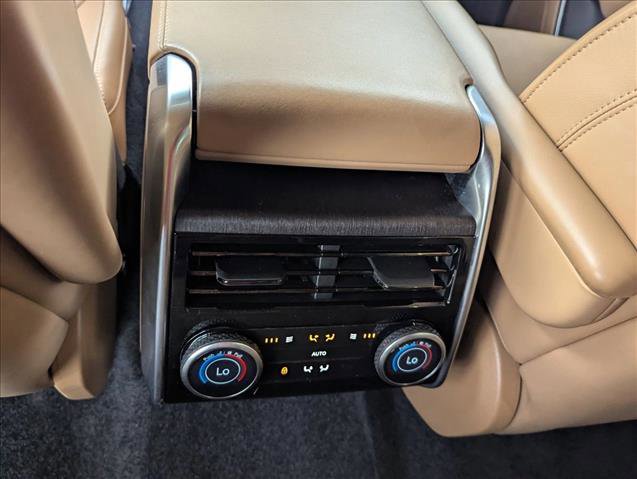 Certified 2023 Land Rover Range Rover SE image 18