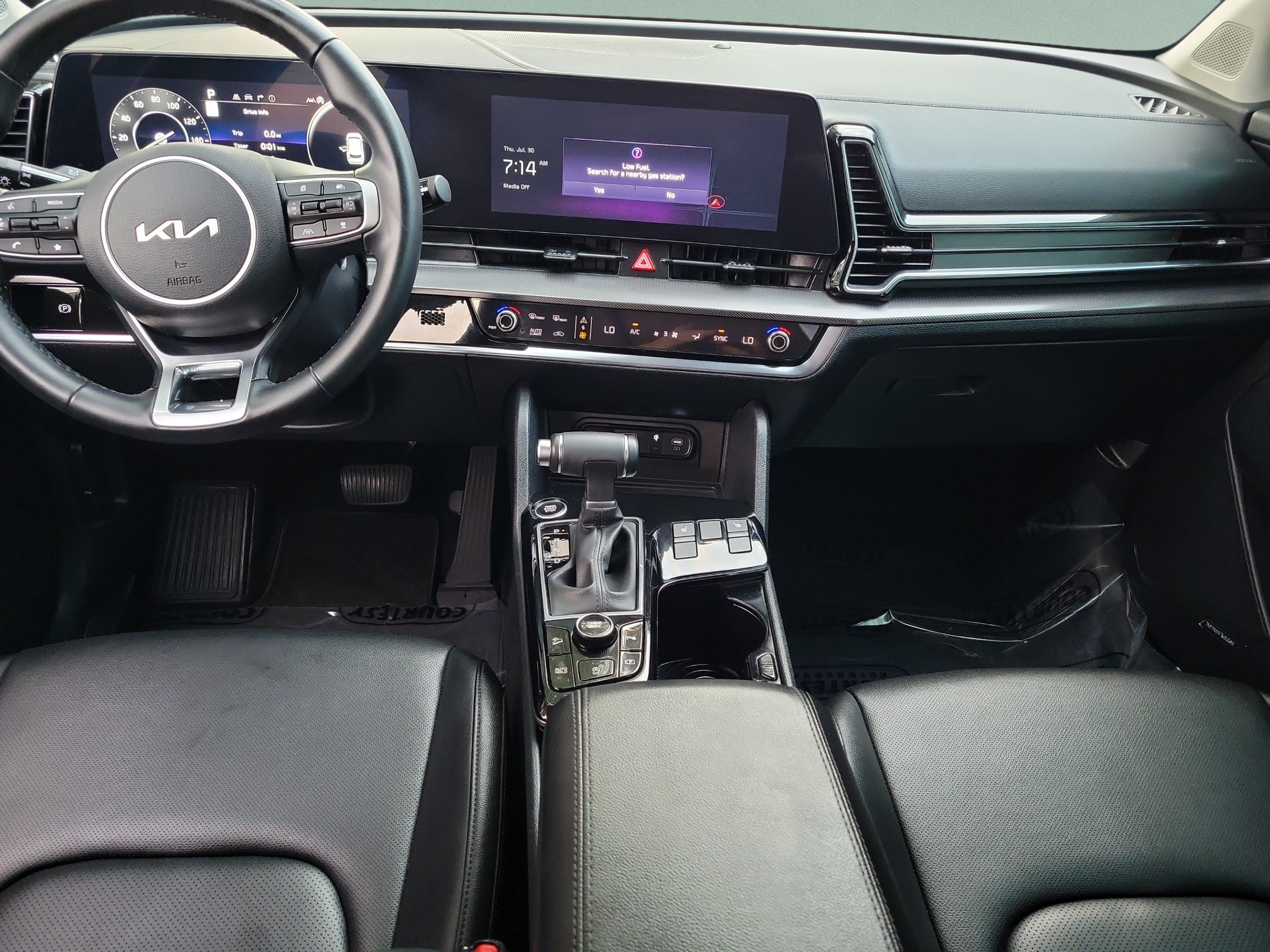 Certified 2025 Kia Sportage SX FWD image 10