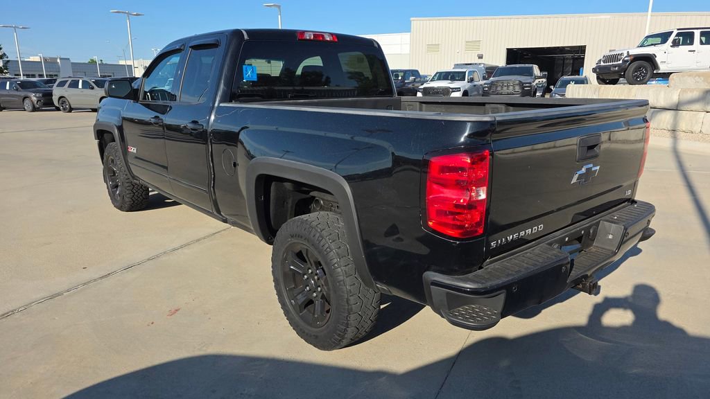 Used 2019 Chevrolet Silverado 1500 LT w/ All Star Edition image 3