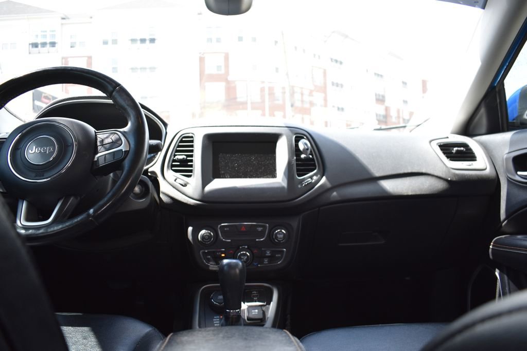 Used 2019 Jeep Compass Latitude w/ Popular Equipment Group image 32