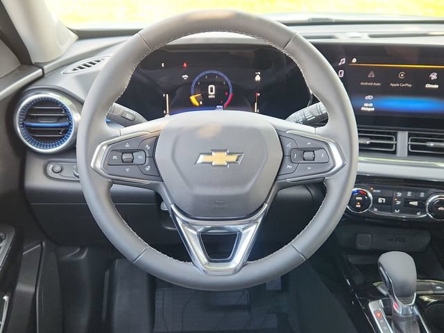New 2026 Chevrolet Trax LT w/ Sunroof Package FWD image 22