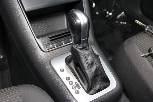 Used 2018 Volkswagen Tiguan Limited FWD image 13