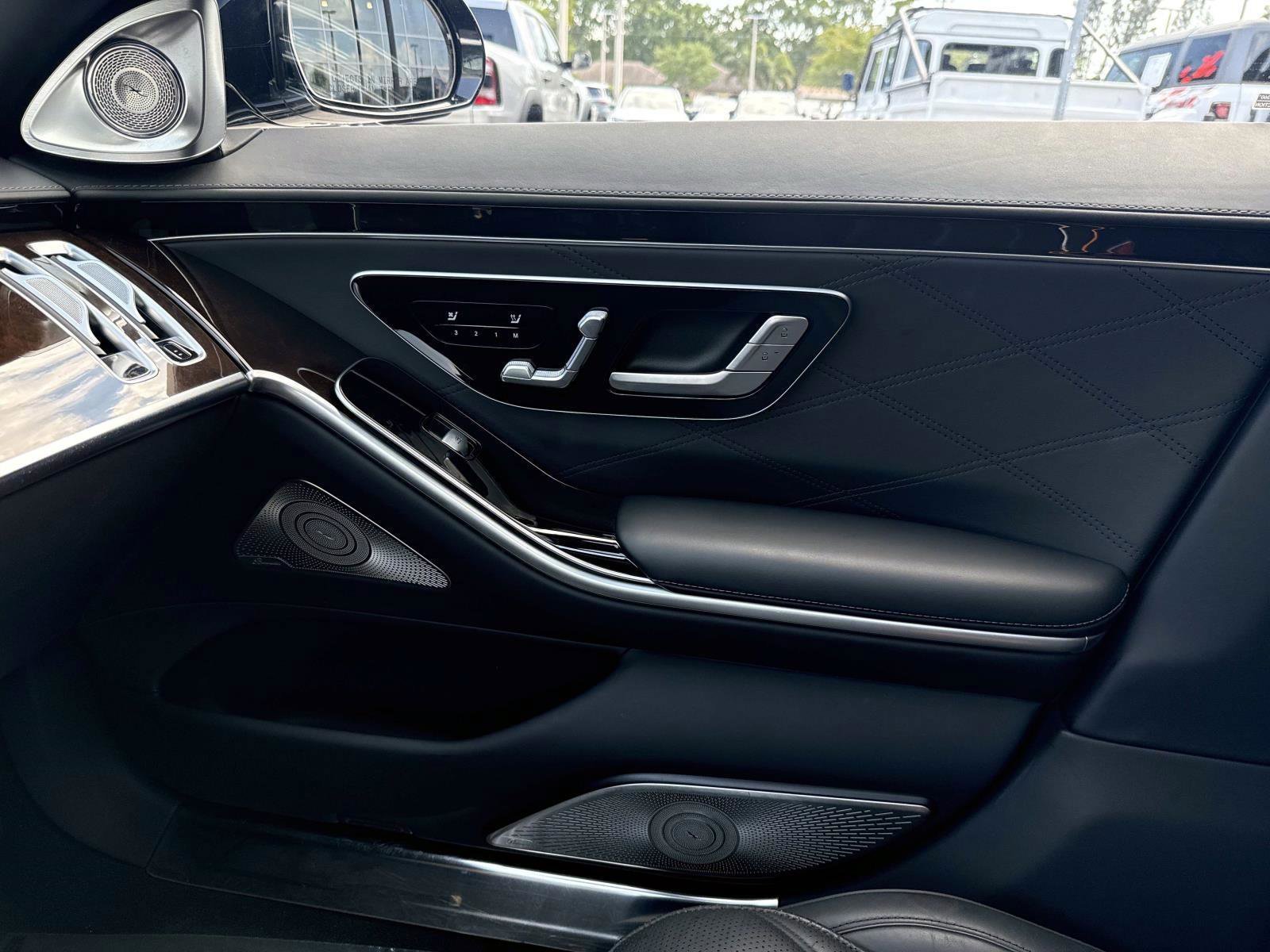 Certified 2024 Mercedes-Benz Maybach S 680 4MATIC image 26