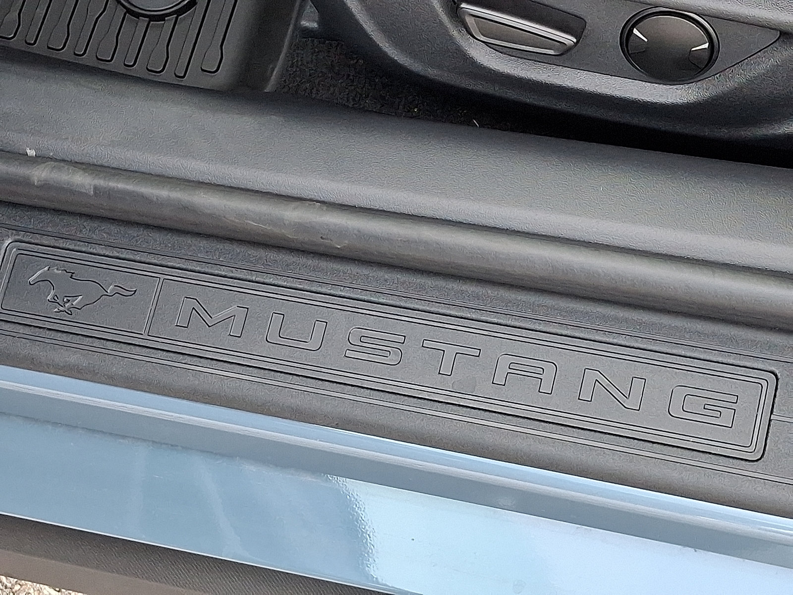 Used 2026 Ford Mustang Premium RWD image 29