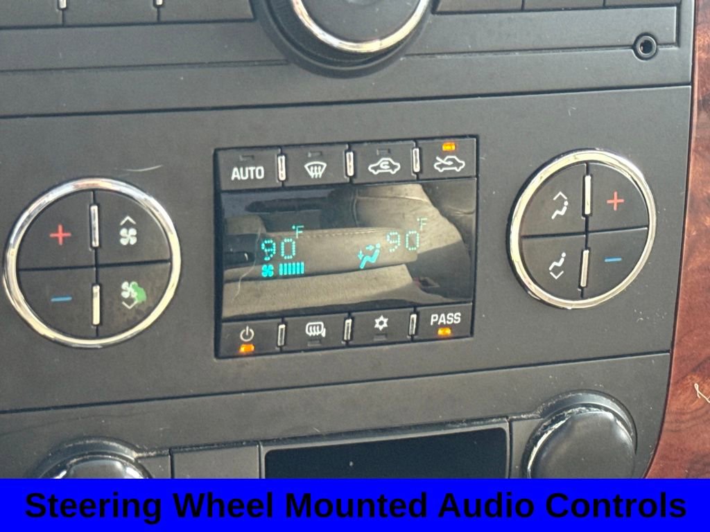 Used 2010 Chevrolet Silverado 1500 LTZ w/ White Diamond Tricoat Edition image 44