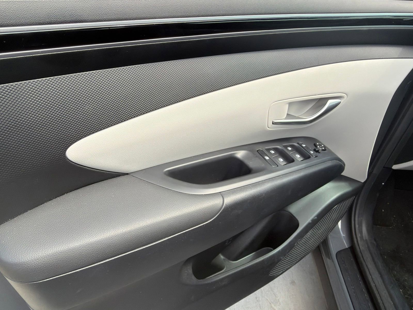 Certified 2024 Hyundai Tucson SE FWD image 14