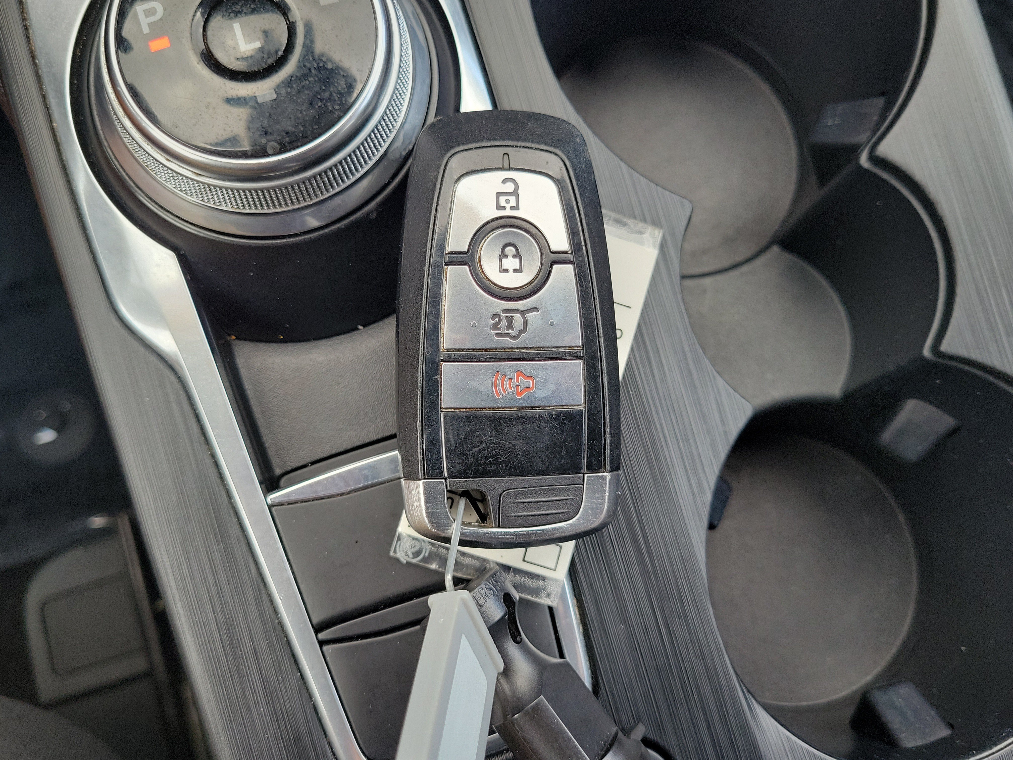 Certified 2021 Ford Escape SE w/ SE Sport Appearance Package FWD image 29
