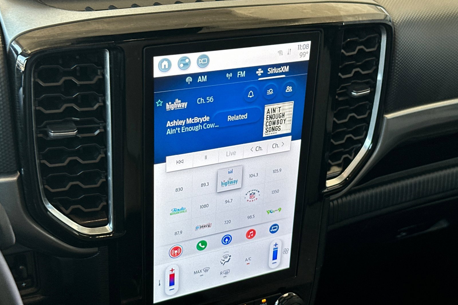 Used 2024 Ford Ranger XLT image 17