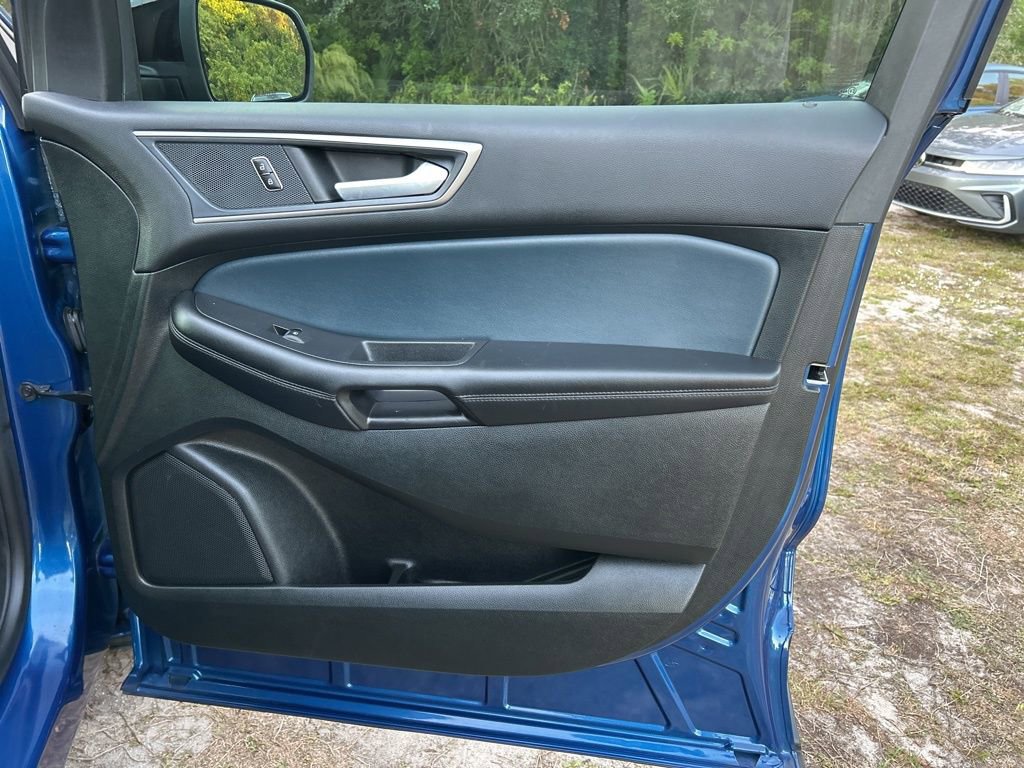 Used 2023 Ford Edge SEL w/ Sport Appearance Package image 36