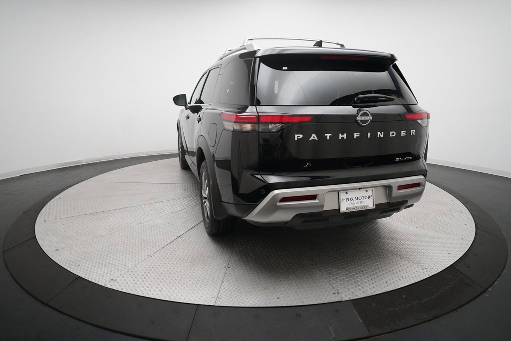 Used 2025 Nissan Pathfinder SL image 35