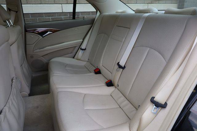 Used 2006 Mercedes-Benz E 350 4MATIC Sedan image 22