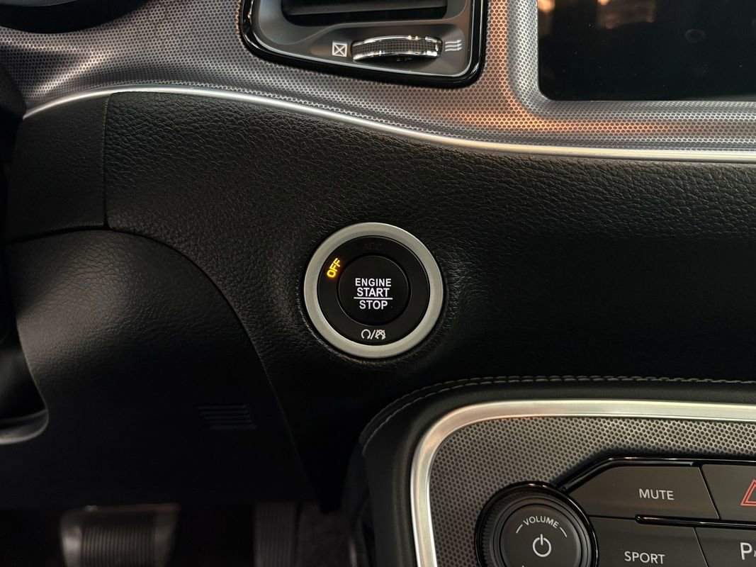 Used 2017 Dodge Challenger R/T Plus image 26
