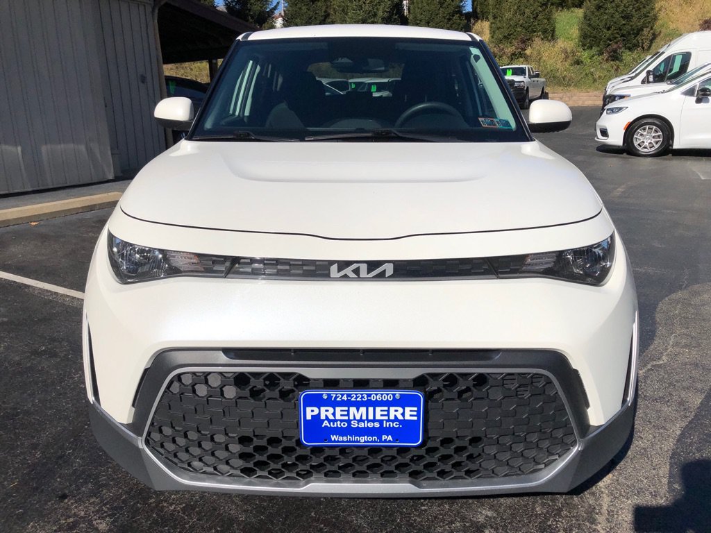 Used 2024 Kia Soul LX FWD image 9