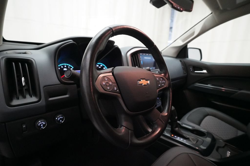 Used 2021 Chevrolet Colorado Z71 AWD/4WD image 8