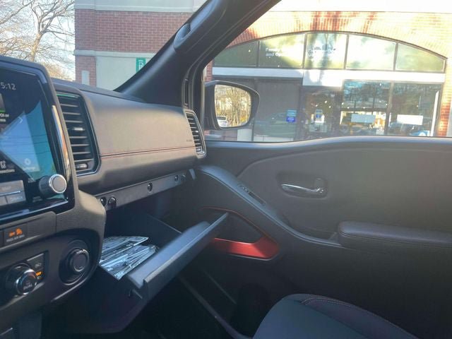 Certified 2023 Nissan Frontier PRO-4X w/ Technology Package AWD/4WD image 35