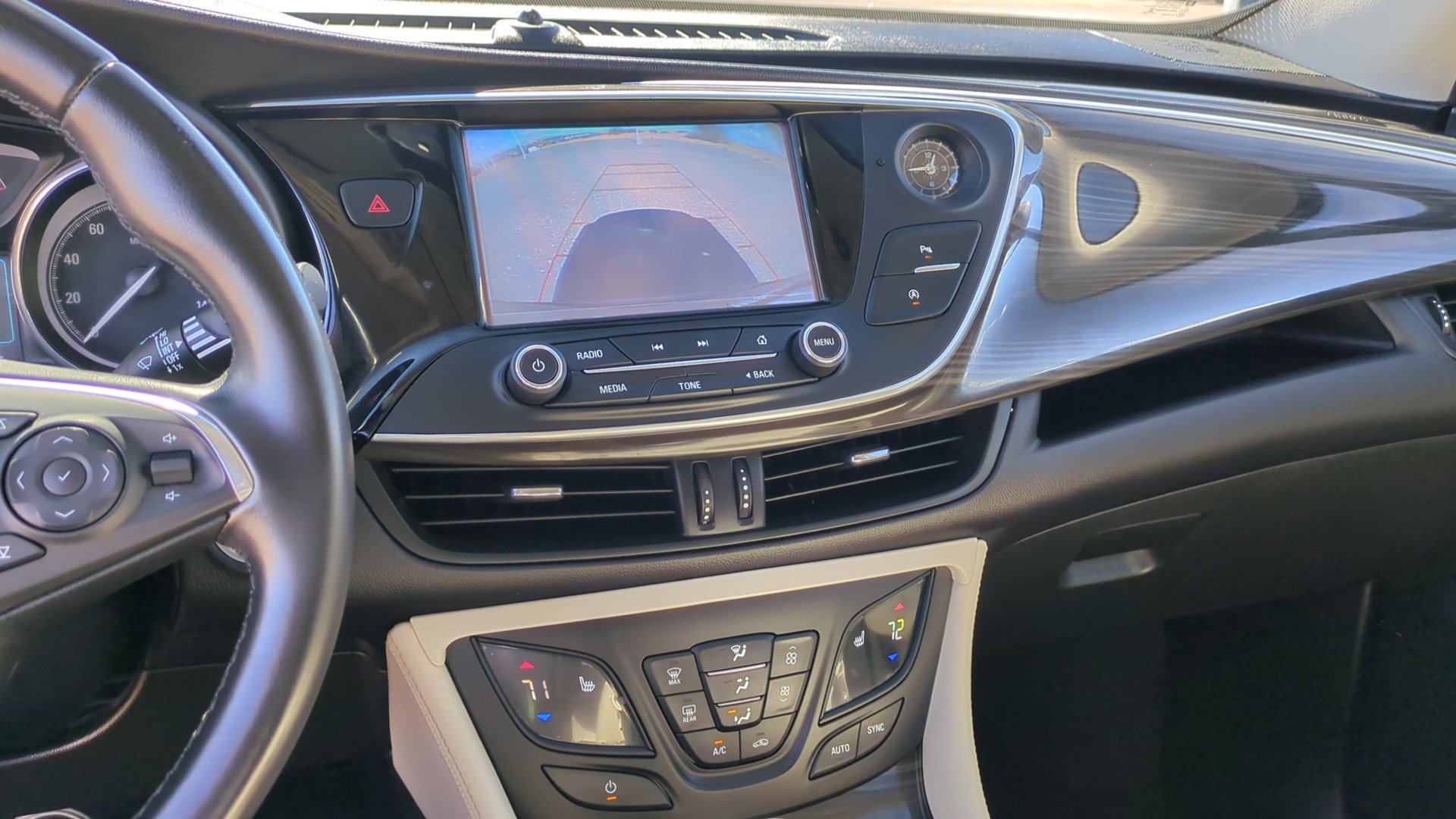 Used 2020 Buick Envision Preferred image 17