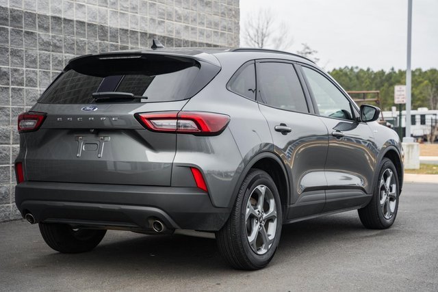 Used 2025 Ford Escape ST-Line image 6