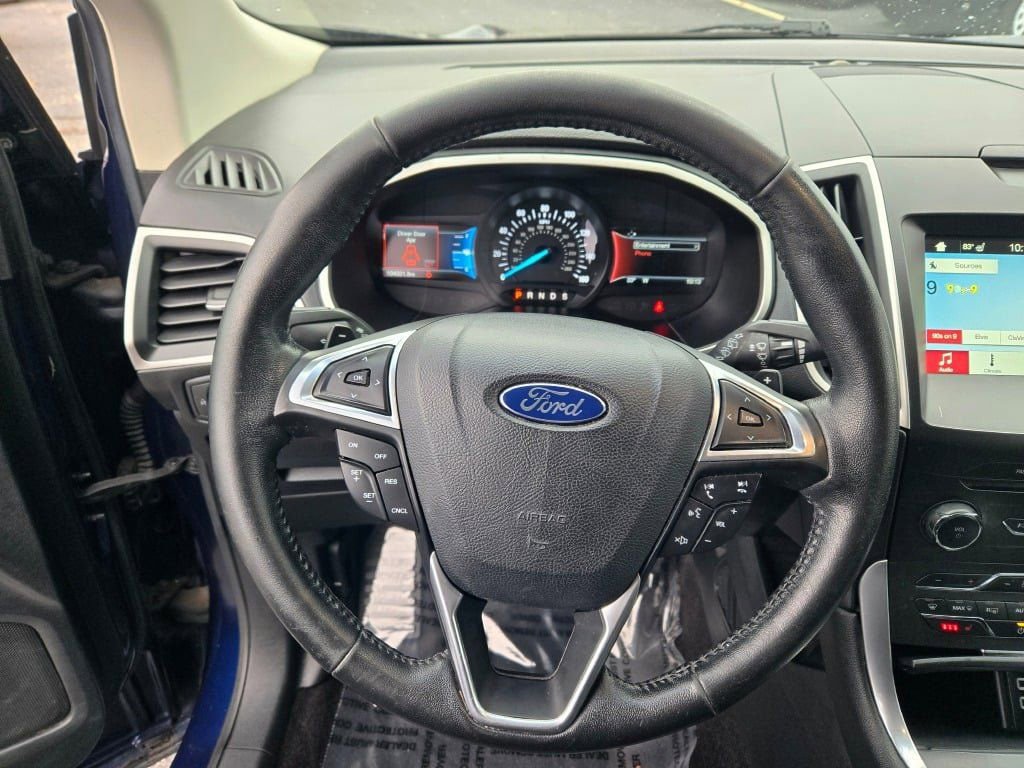 Used 2016 Ford Edge SEL w/ Equipment Group 201A AWD/4WD image 32