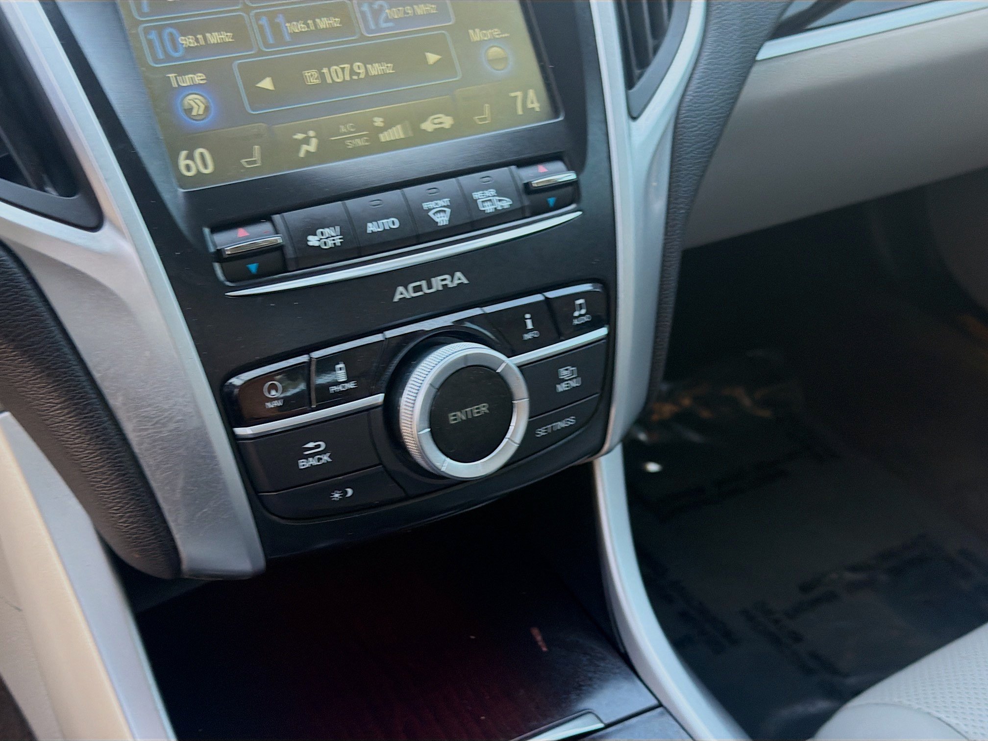 Used 2015 Acura TLX V6 w/ Technology Package FWD image 13