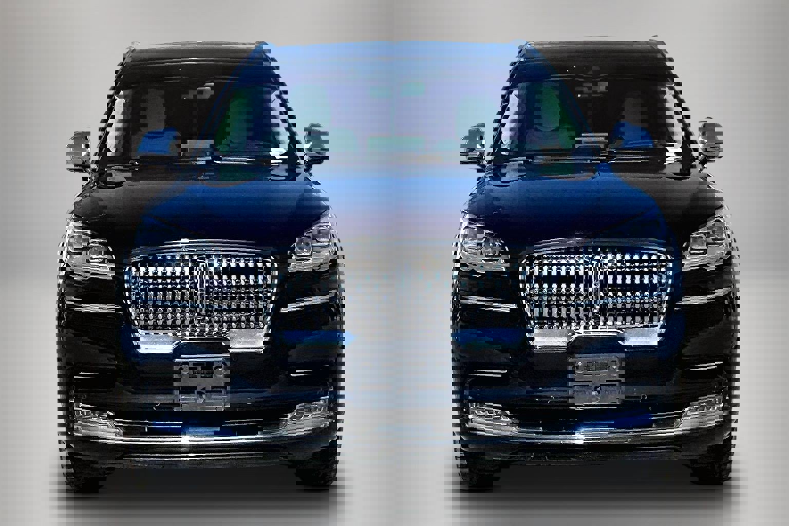 Used 2022 Lincoln Aviator Black Label w/ Dynamic Handling Package AWD/4WD image 2