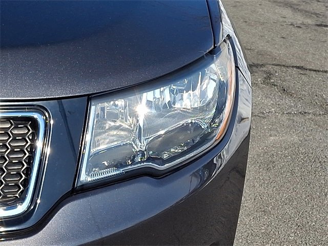 Used 2021 Jeep Compass Limited image 9