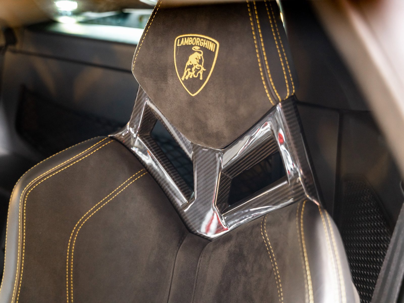 Used 2016 Lamborghini Huracan LP 580-2 image 4