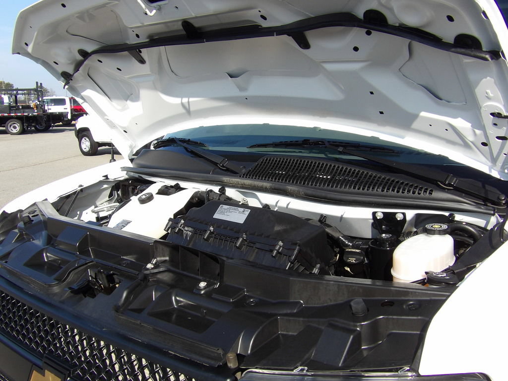 Used 2024 Chevrolet Express 3500 LS RWD image 48