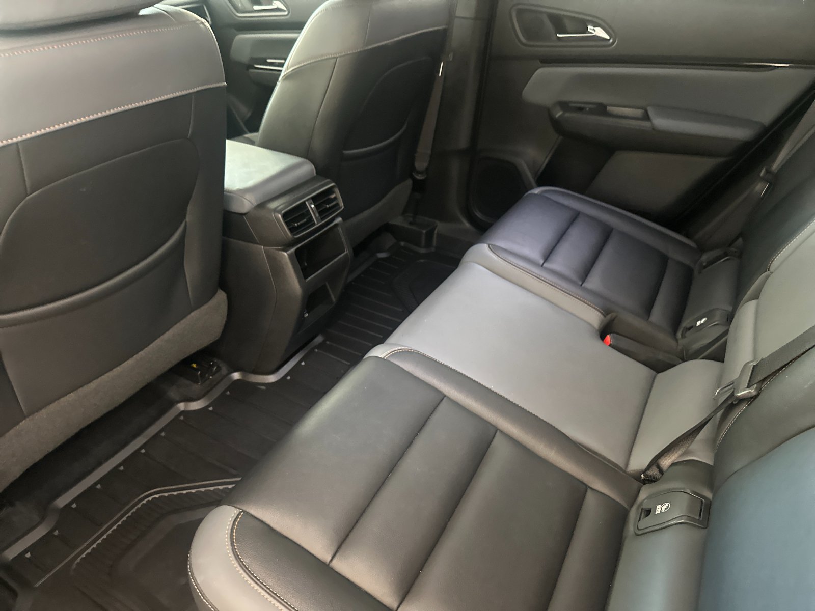 Used 2024 Honda Prologue Touring image 12