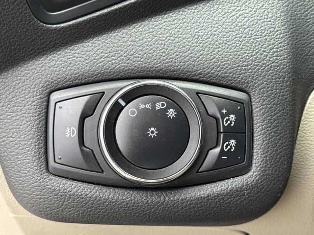 Used 2014 Ford Escape SE FWD image 34