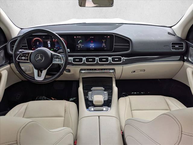 Used 2023 Mercedes-Benz GLS 450 4MATIC image 17