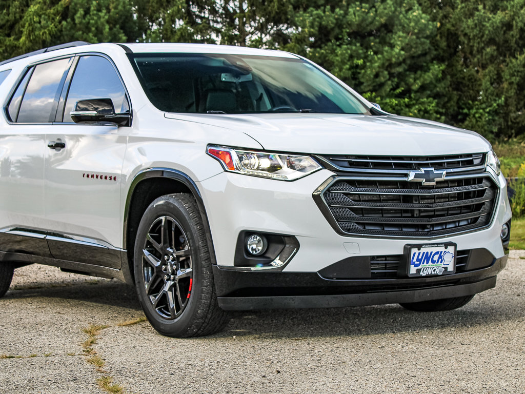 Used 2018 Chevrolet Traverse Premier w/ Redline Edition AWD/4WD image 38