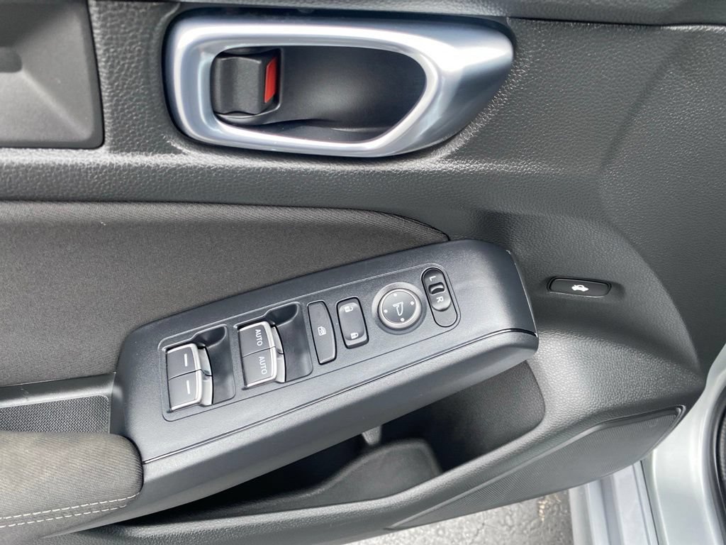 Used 2025 Honda Civic Sport image 19